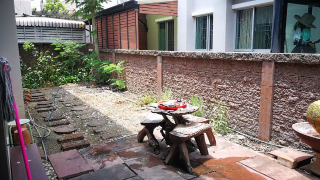 หมู่บ้านมัลดีฟบีช-หนามแดง-บ้านเดี่ยว-2-ชั้น-ถนนหนามแดง