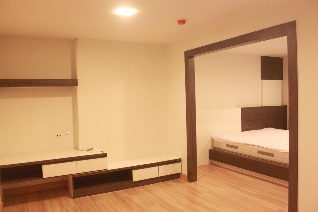 ขาย-คอนโด-หลังห้างแหลมทอง-ลิฟวิ่ง-อเวนิว-บางแสน-living-avenue-bangsaen