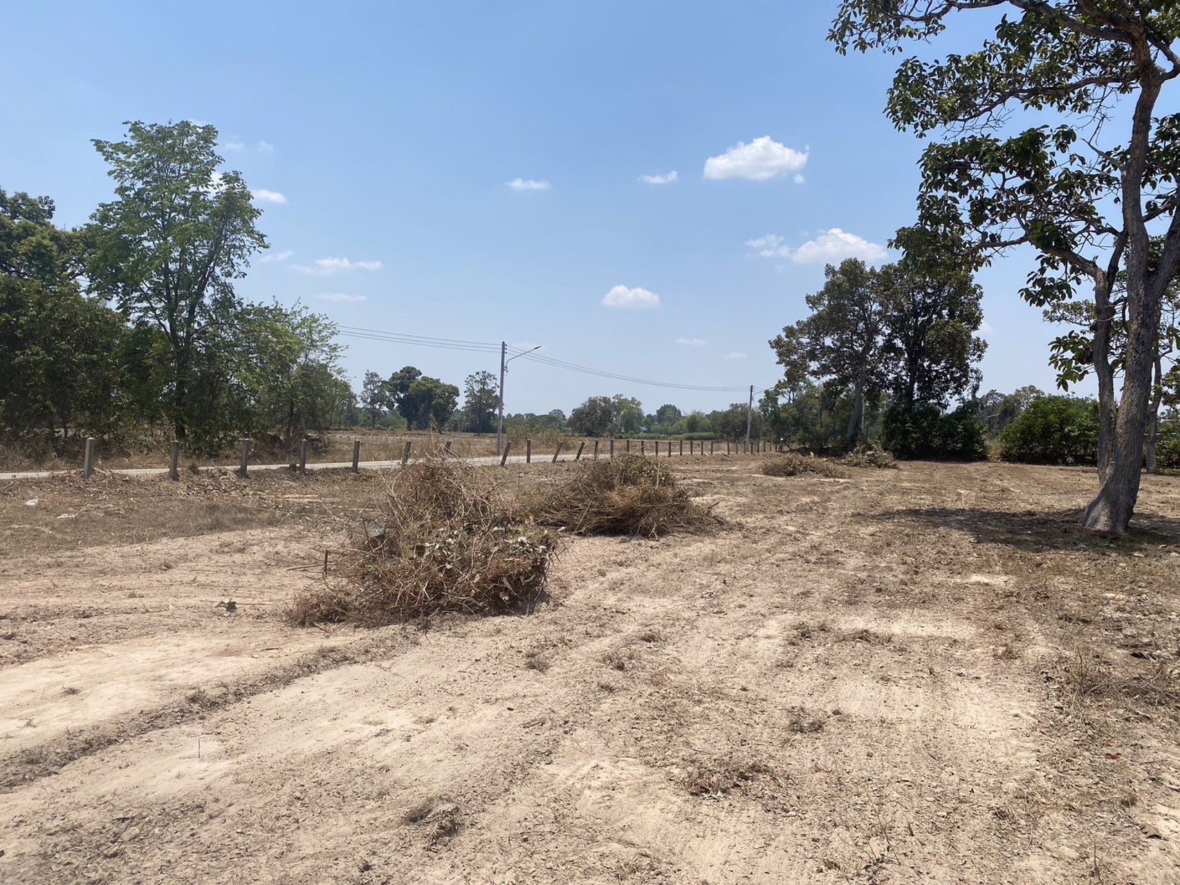 ที่ดินถูกมาก-เนื้อที่-6-ไร่-2-งาน-74-ตรว