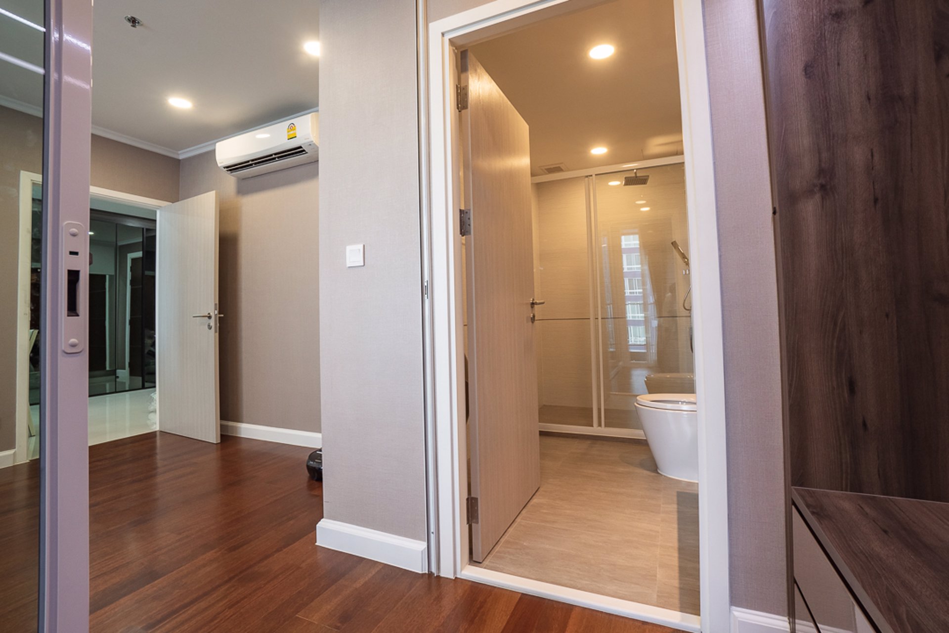 ขายคอนโดขนาดพิเศษ-the-metropolis-samrong