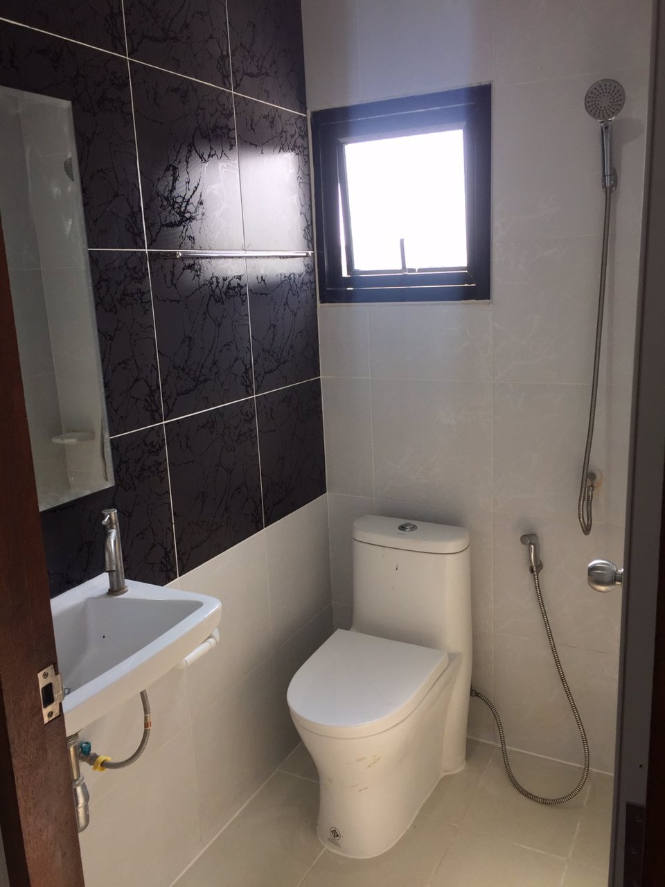 ขาย-เช่า-ทาว์โฮม-อารดาวิลล์-นาป่า-ดอนหัวฬ่อ-สะอาด-สะดวกสบาย-เดิมทางง่าย