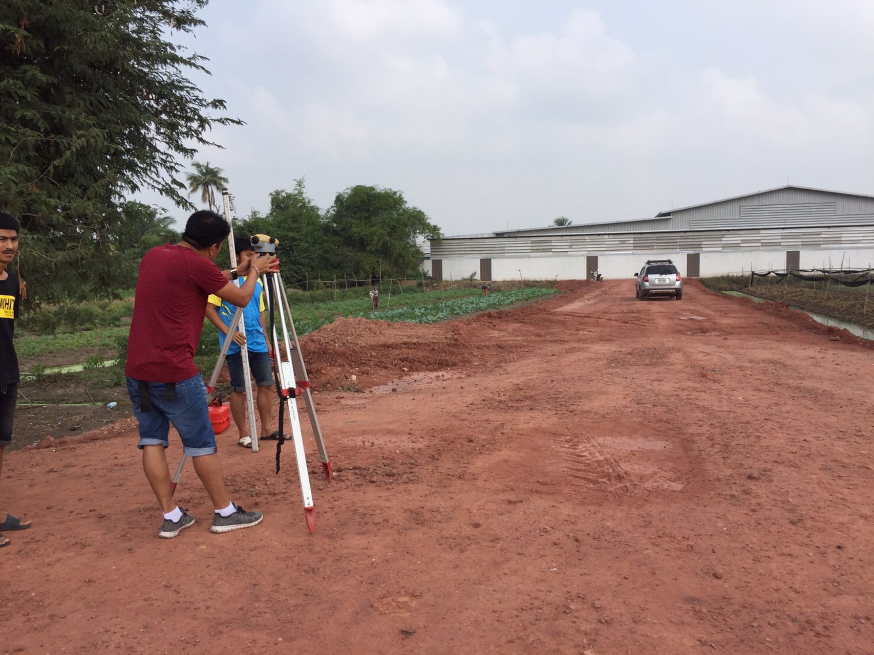 ขาย-ที่ดินเปล่า-ถมแล้วติดถนน-พื้นที่สีม่วง-ใกล้ถนนเศรษฐกิจ1-อกระทุ่มเเบน-จสมุทรสาคร