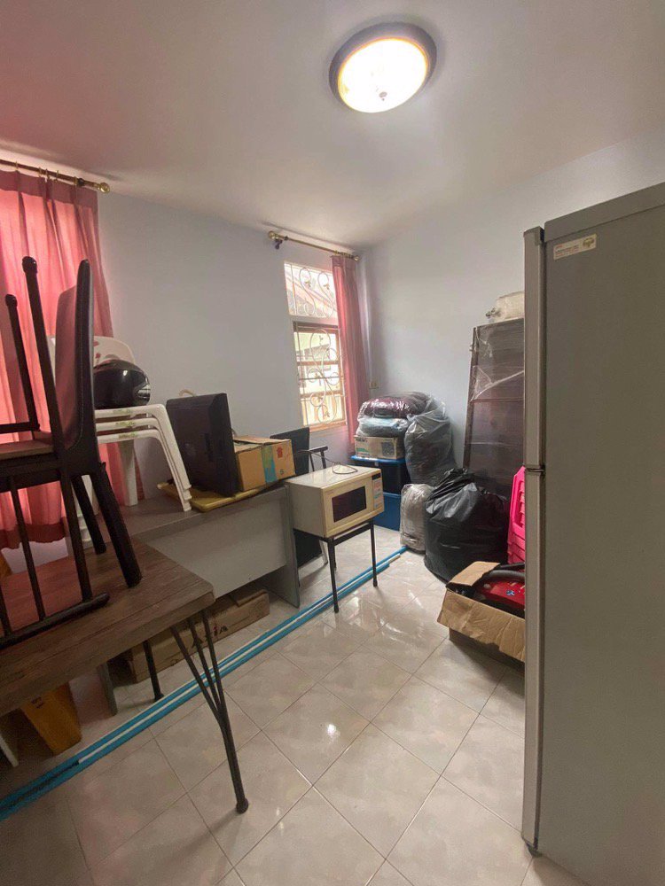 ขายด่วน-มสีวลี-บ้านเดี่ยว-60ตารางวา-ติดตลาดสี่มุมเมือง-0818684966