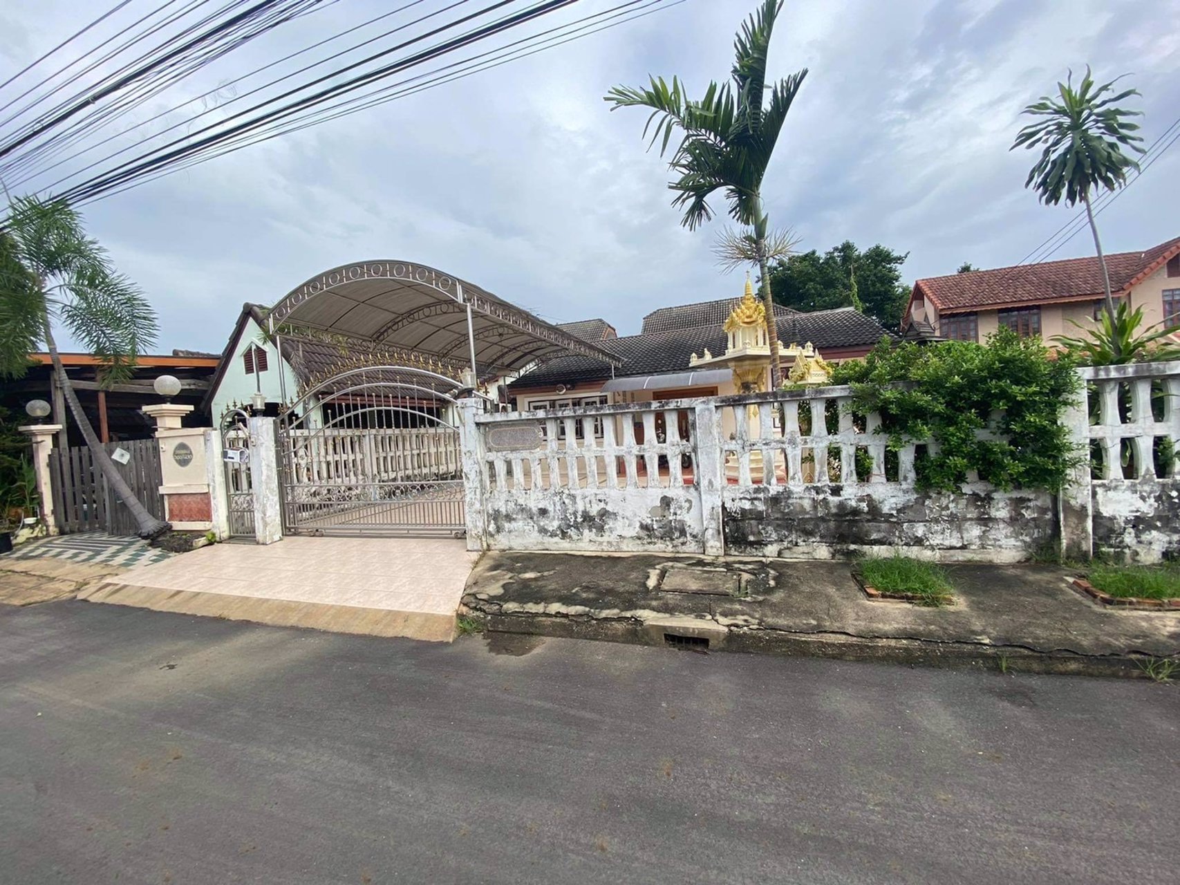 ขายด่วน-มสีวลี-บ้านเดี่ยว-60ตารางวา-ติดตลาดสี่มุมเมือง-0818684966