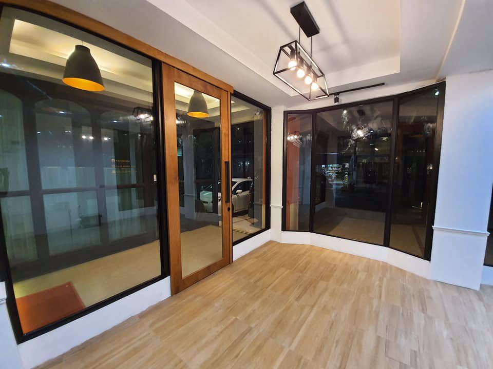 ให้เช่าร้านค้าใต้อพาร์ทเม้นท์-ในซอย-สุขุมวิท-81-อยู่ติด-bts-อ่อนนุช-300-ม-เนื้อที่ประมาณ-19-ตรม