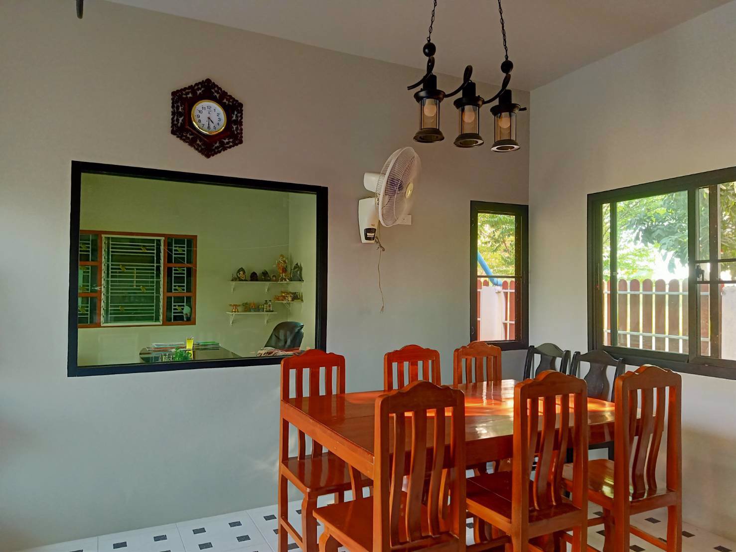 ขายบ้านพร้อมที่ดิน-เนื้อที่-160-ตารางวา-3-ห้องนอน-3-ห้องน้ำ-มีพื้นที่รอบบ้าน-มีสวนนั่งเล่น-พร้อมโฉน