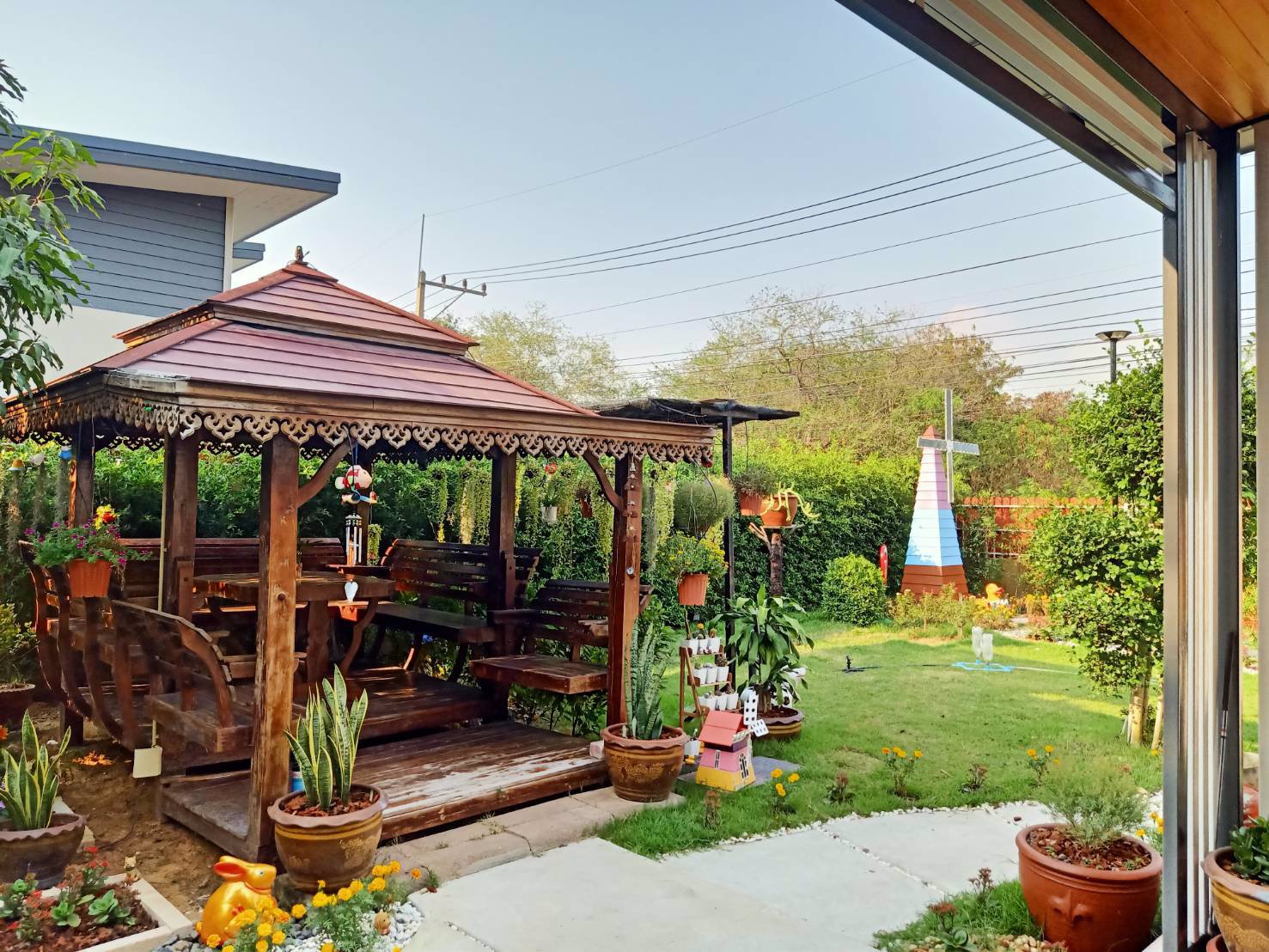 ขายบ้านพร้อมที่ดิน-เนื้อที่-160-ตารางวา-3-ห้องนอน-3-ห้องน้ำ-มีพื้นที่รอบบ้าน-มีสวนนั่งเล่น-พร้อมโฉน