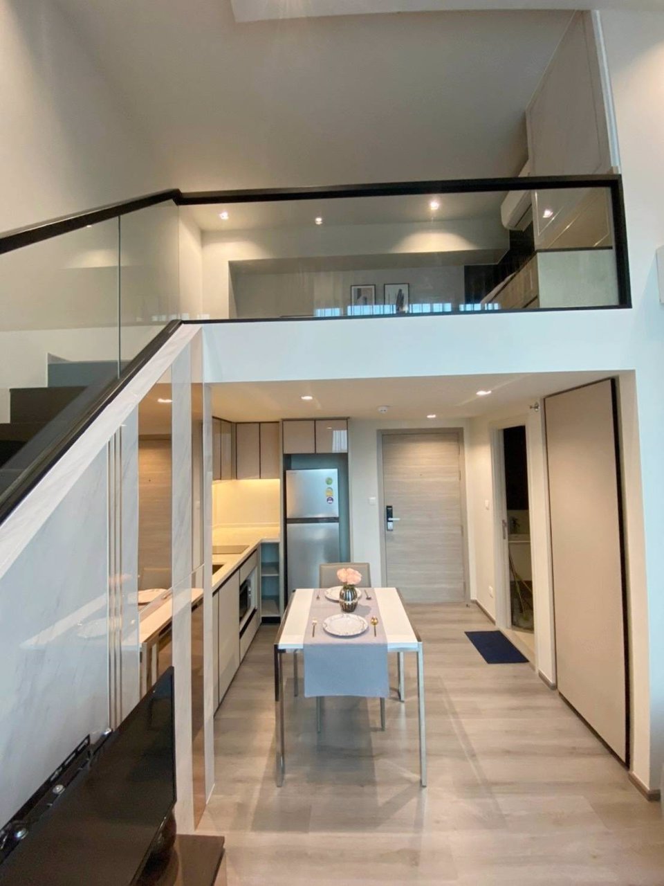 ให้เช่าคอนโด-เดอะรีเซิร์ฟ-พหล-ประดิพัทธ์-ติด-bts-สะพานควาย-ห้องเพดานสูง