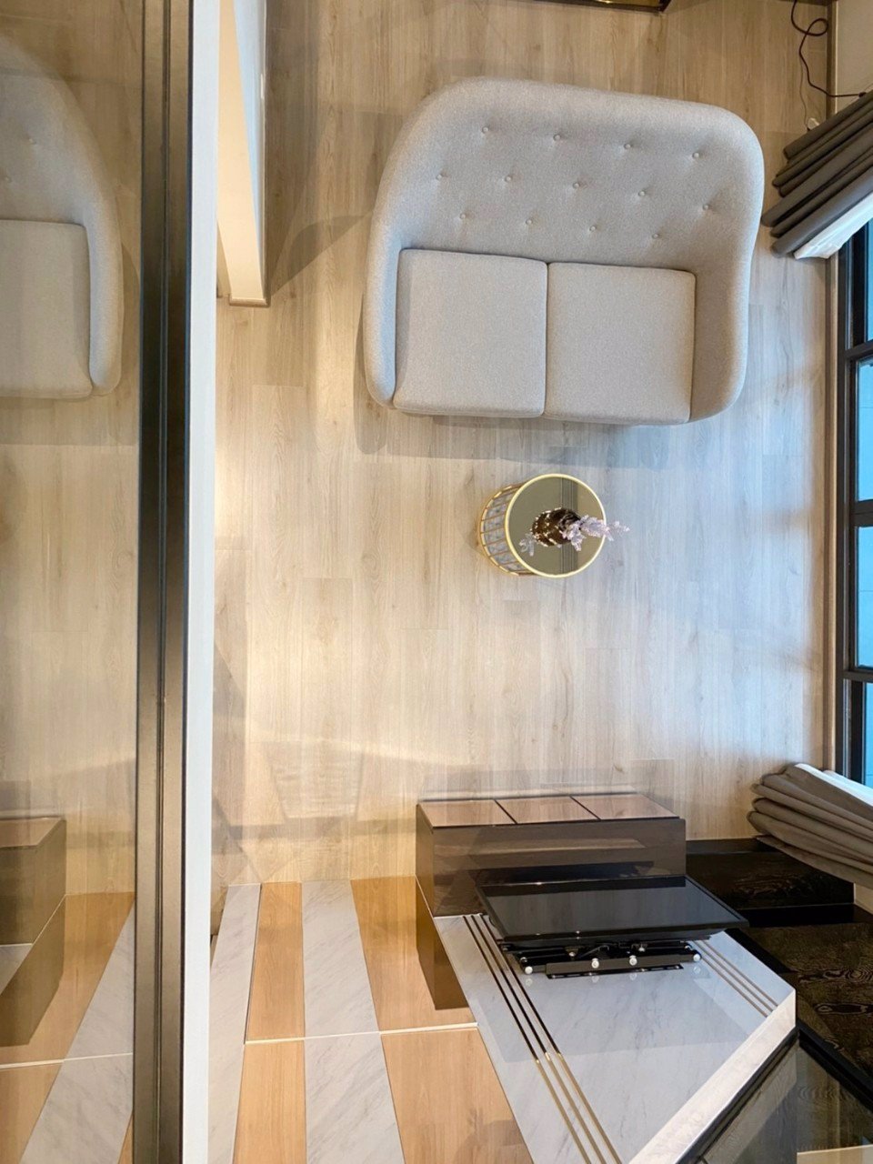 ให้เช่าคอนโด-เดอะรีเซิร์ฟ-พหล-ประดิพัทธ์-ติด-bts-สะพานควาย-ห้องเพดานสูง