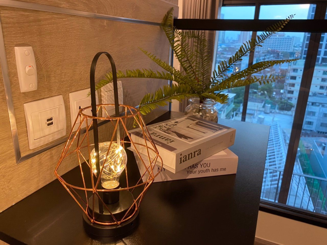 ให้เช่าคอนโด-เดอะรีเซิร์ฟ-พหล-ประดิพัทธ์-ติด-bts-สะพานควาย-ห้องเพดานสูง