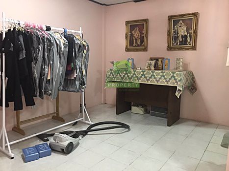 หมู่บ้านคันทรีอินทาวน์-ท่าอิฐ-ไทรม้า-ขายด่วน-บ้านแฝด-2-ชั้น-เนื้อที่-35-ตรว-ถนนรัตนาธิเบศร์-นนทบุรี