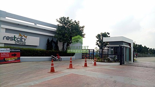 หมู่บ้าน-เรสท์ทาวน์-rest-town-ขายด่วน-ทาวน์โฮม-2-ชั้น-เนื้อที่-1810-ตรว-ถนน-บางนา-ตราด-กม9-บางพลี