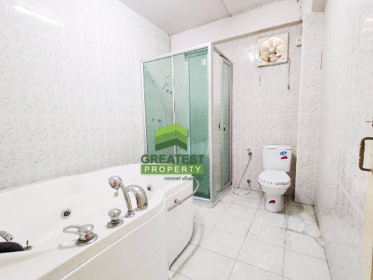 ขายด่วน-อาคารพาณิชย์-2-คูหา-แบ่งขาย-187-ตรว-ถนนร่มเกล้า-24-เคหะร่มเกล้า-ตกแต่ง