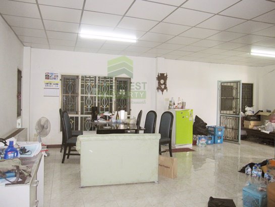 หมู่บ้าน-ทองสถิตย์-8-หทัยราษฎร์-วัชรพล-ขายด่วน-บ้านเดี่ยว-2-ชั้น-57-ตรว-โซนหน้าหมู่บ้าน-ราคาถูก