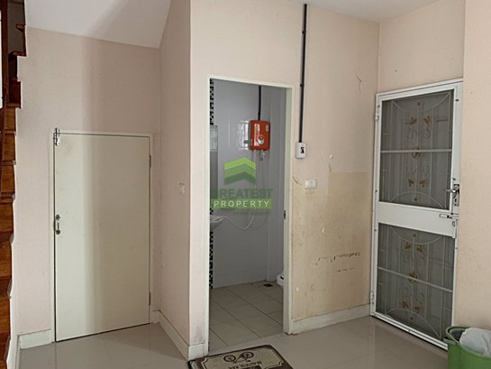 หมู่บ้าน-ไลโอนอฟ-ดอนเมือง-แจ้งวัฒนะ-ขายด่วน-ทาวน์โฮม-2-ชั้น-เนื้อที่-1730-ตรว-ซอย-ช่างอากาศอุทิศ13