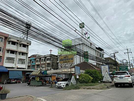 หมู่บ้าน-ศรีสามพราน-นครปฐม-ขายด่วน-ตึกแถว-4-ชั้น-เนื้อที่-16-ตรว-ทำเลดี-ติดถนนเมน