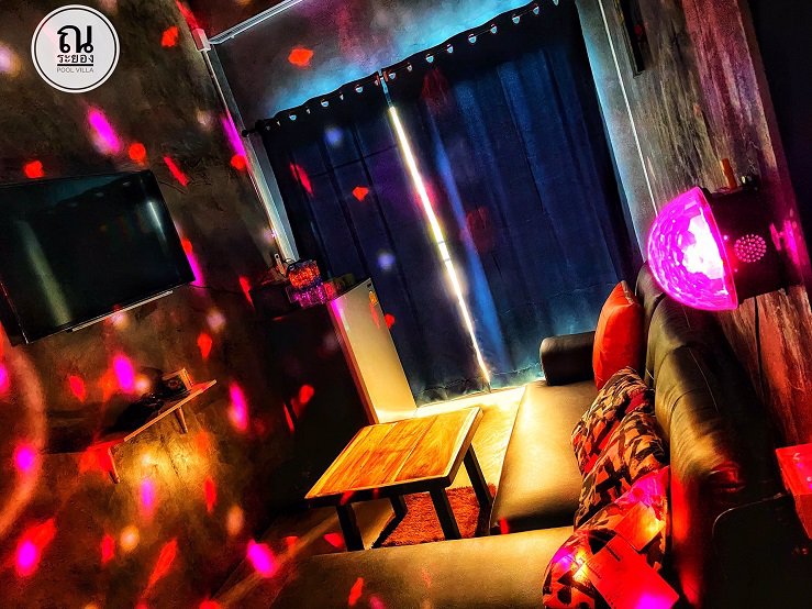 ให้เช่ากิจการ-pool-villa-สร้างใหม่-style-loft-จระยอง