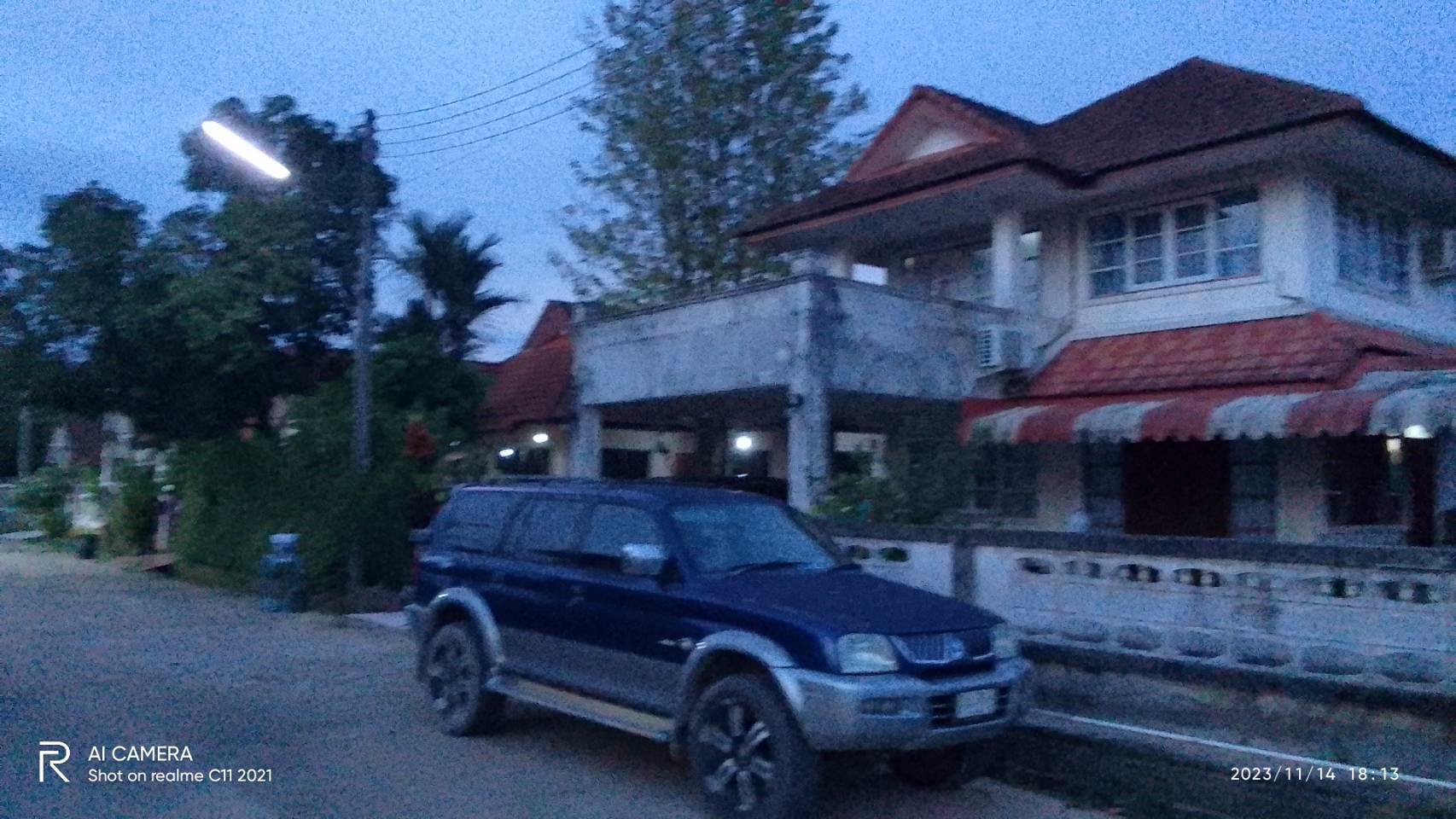 ขายบ้านสองชั้น-สามห้องนอน-สองห้องน้ำ