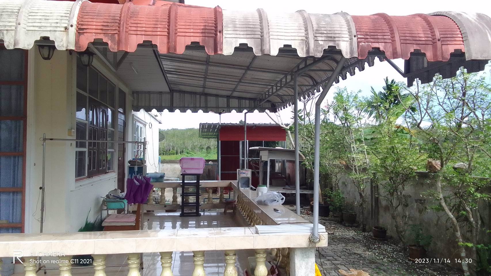 ขายบ้านสองชั้น-สามห้องนอน-สองห้องน้ำ