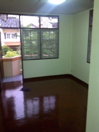 ให้เช่า-ทาวน์เฮ้าส์-ห้องมุม-หมู่บ้านหลักสองนิเวศ-เพชรเกษม63-2-34-ตรว-ใกล้-mrt-หลักสอง