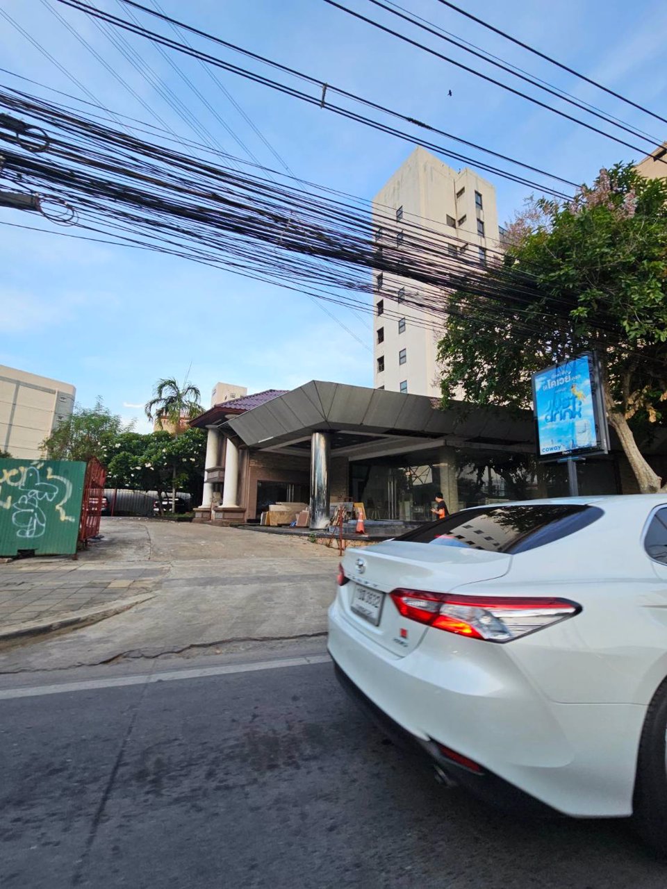 ขายที่ดินติดถนนรัชดาแปลง-ใกล้mrtสุทธิสาร200เมตรแถมสิ่งปลูกสร้าง