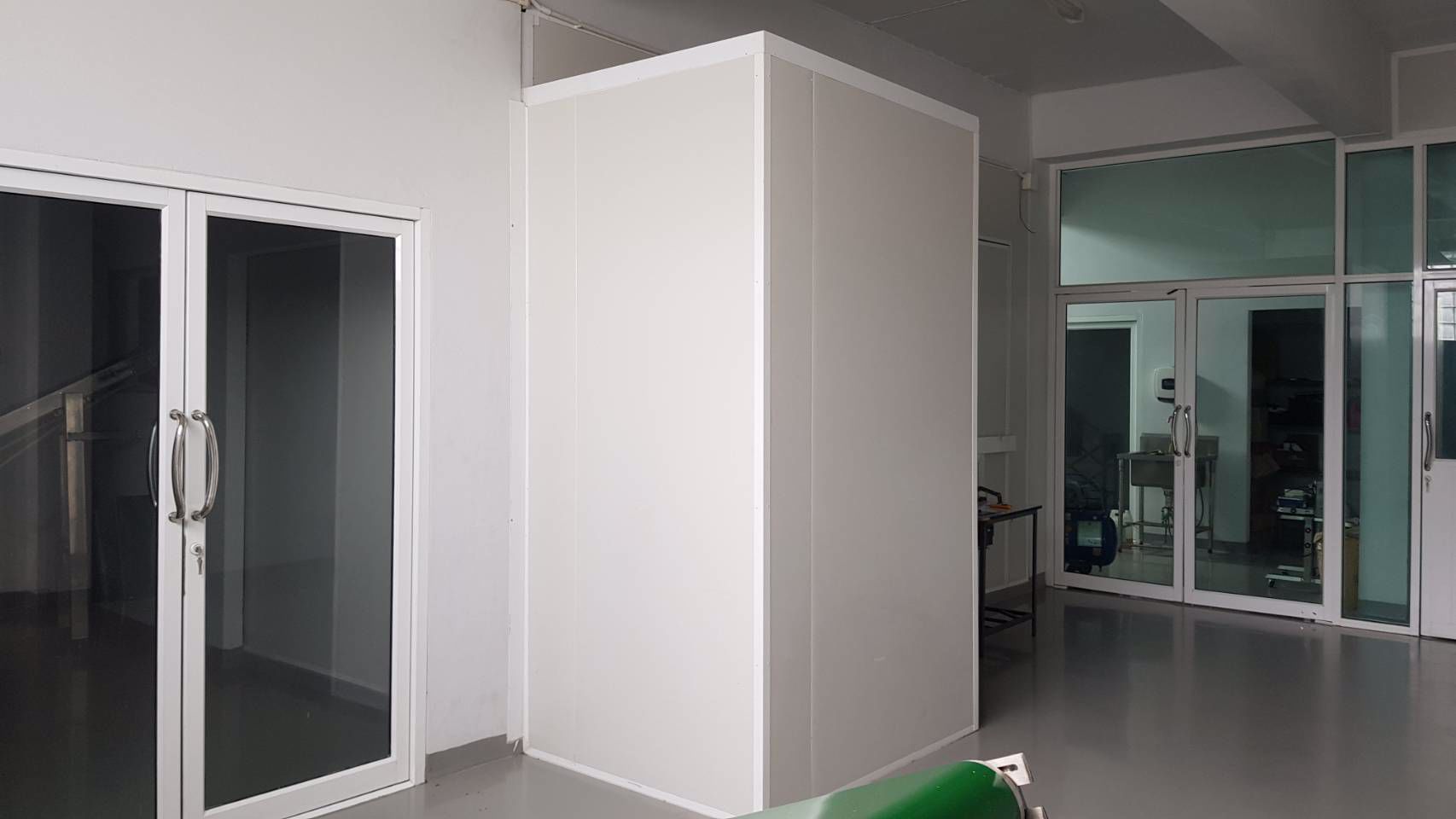 ขายอาคาร-5ชั้น-ถศรีนครินทร์-ซอย9-ทำเลดี-ใกล้มอเตอร์เวย์-airport-link-ขาย-16-ล้าน-โทร-093-9594717