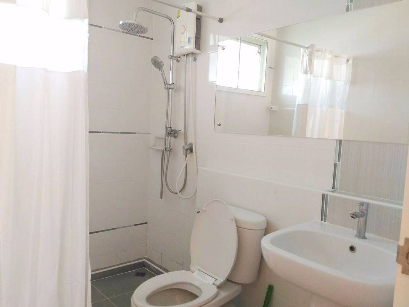 ให้เช่าบ้าน2ชั้น-มอินนินซิโอ1-ใกล้บิ๊กซีคลอง3-50ตรว-4นอน-เฟอร์ครบ-เช่า-22000บ-ด-โทร-093-9594717