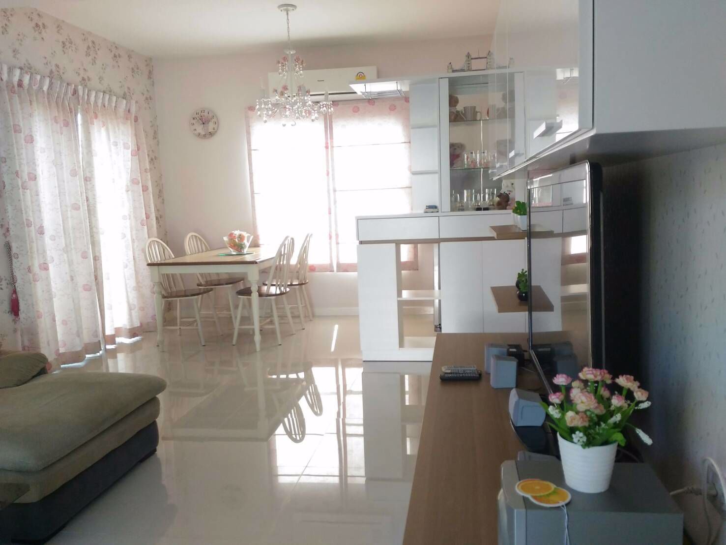 ให้เช่าบ้าน2ชั้น-มอินนินซิโอ1-ใกล้บิ๊กซีคลอง3-50ตรว-4นอน-เฟอร์ครบ-เช่า-22000บ-ด-โทร-093-9594717