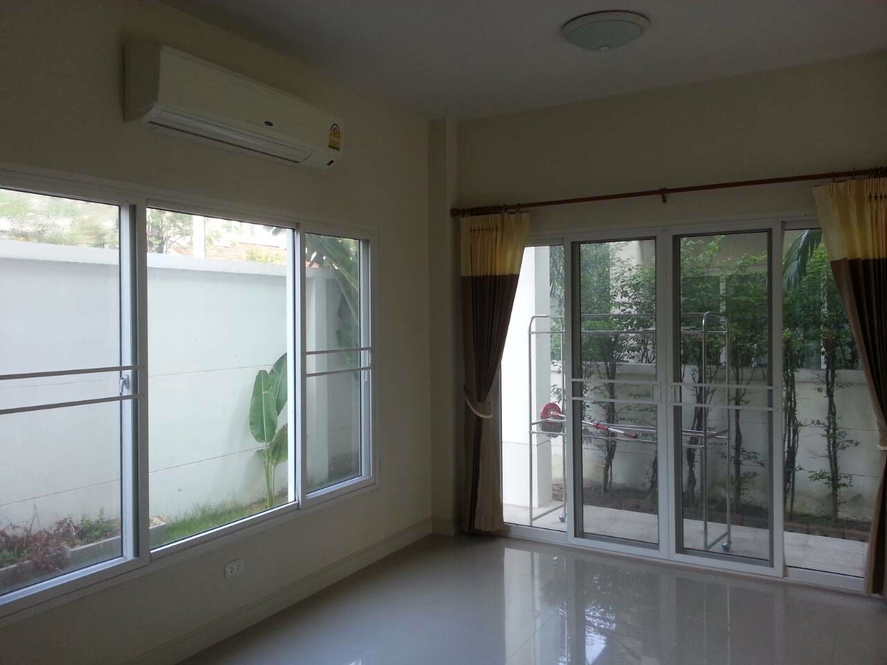 ให้เช่าบ้านเดี่ยว-มเพอร์เฟคเพลส-ลาดกระบัง-2-ชั้น-3-นอน-ใกล้สนามบิน-เช่า-26000บ-ด-โทร-093-9594717