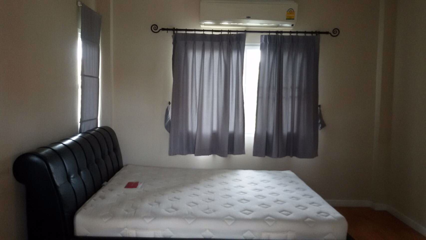 ให้เช่าบ้านเดี่ยว-มเพอร์เฟคเพลส-ลาดกระบัง-2-ชั้น-3-นอน-ใกล้สนามบิน-เช่า-26000บ-ด-โทร-093-9594717