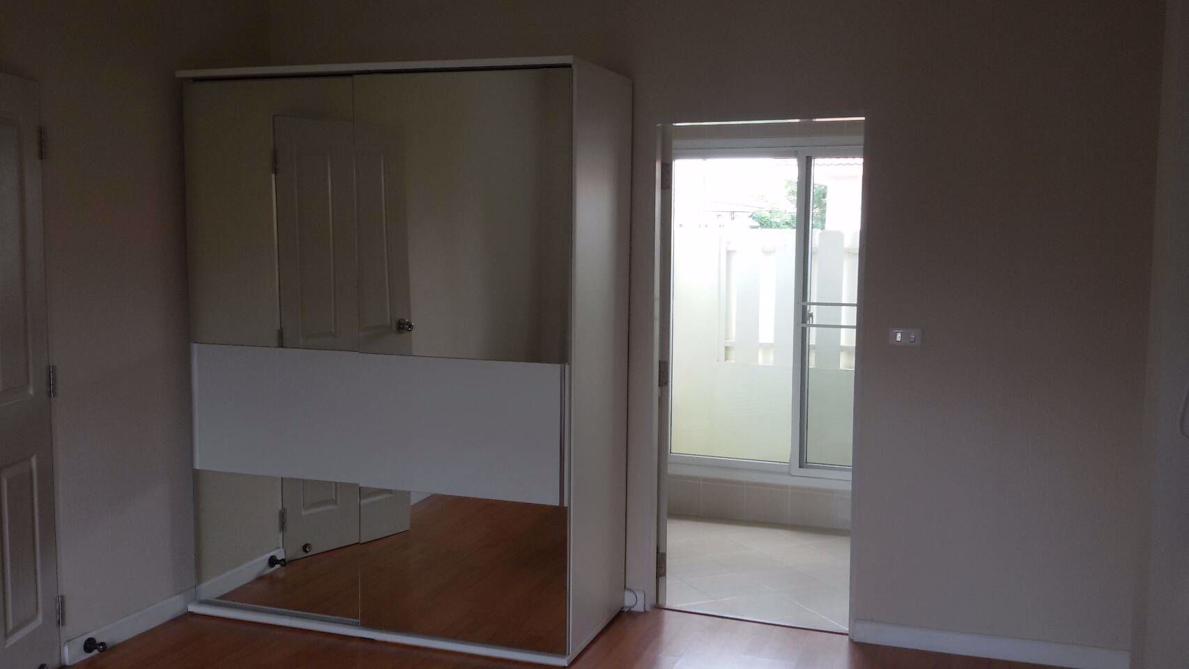 ให้เช่าบ้านเดี่ยว-มเพอร์เฟคเพลส-ลาดกระบัง-2-ชั้น-3-นอน-ใกล้สนามบิน-เช่า-26000บ-ด-โทร-093-9594717