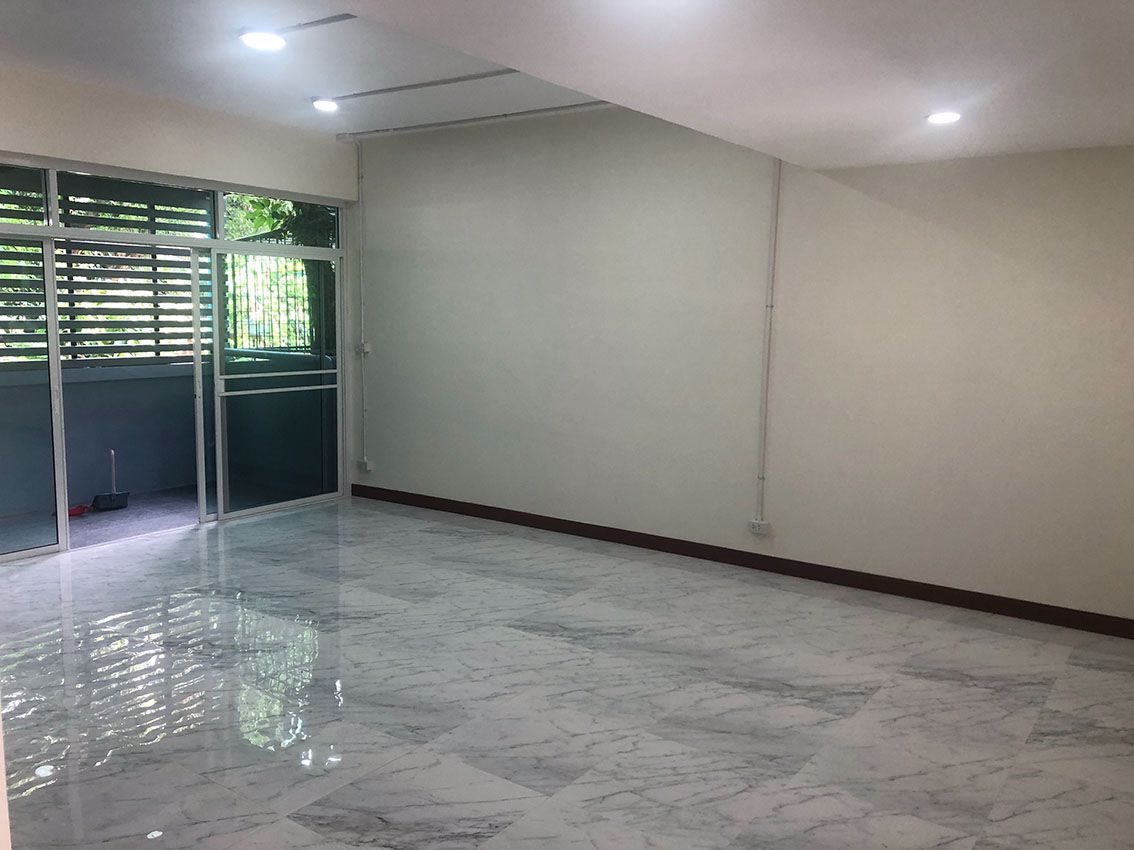 ให้เช่าบ้านตกแต่งใหม่-สุขุมวิทซ4-ใกล้-bts-นานา-3ชั้น-4นอน-ครัว-แอร์-เช่า-48000บ-ด-โทร-093-9594717