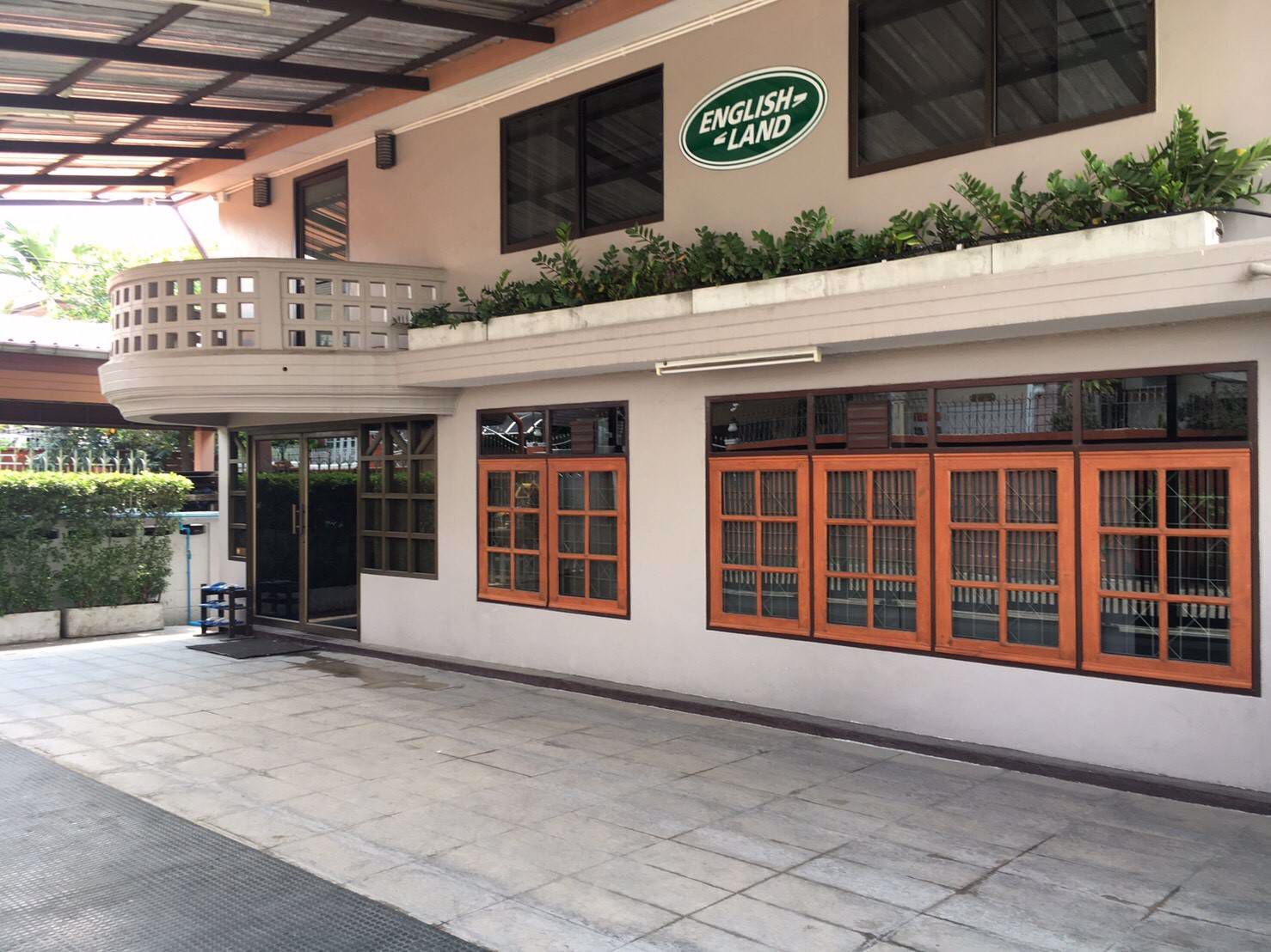 ขายบ้าน2ชั้น-102ตรว-ถลาดพร้าว71-ใกล้ทางด่วน-รับค่าเช่า-60000-ด-ขาย-16ล้าน-โทร-093-9594717