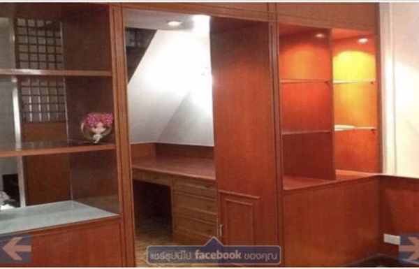 ให้เช่าทาวน์เฮาส์-2ชั้น-มศุภลักษณ์-ถวิภาวดี-82-2-นอน-แอร์-เฟอร์-เช่า13000-บโทร-โทร-093-9594717