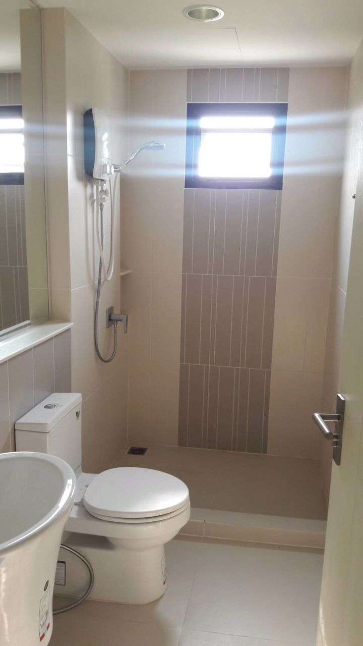 ให้เช่าทาวน์โฮมบ้านกลางเมือง-รามคำแหง39-ใกล้มราม-3ชั้น-3นอน-ครัว-แอร์-เช่า-30000บ-ด-โทร093-9594717