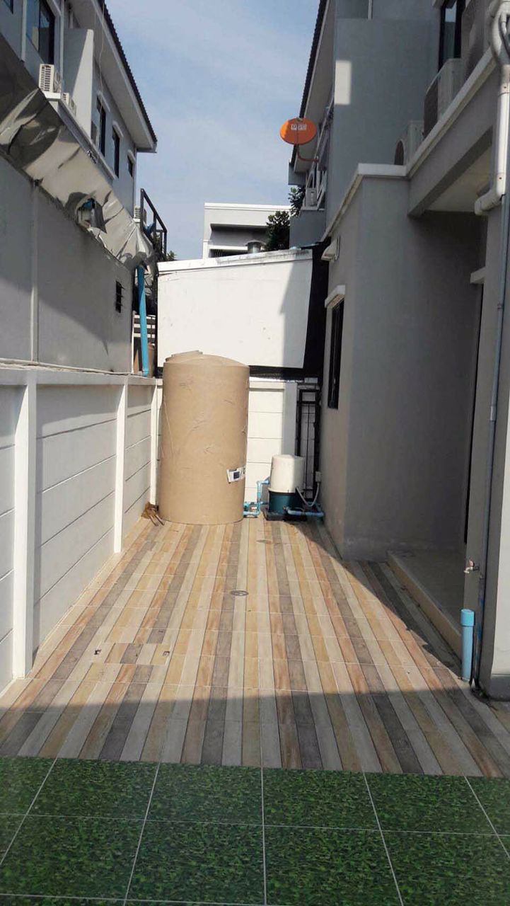 ให้เช่าทาวน์โฮมบ้านกลางเมือง-รามคำแหง39-ใกล้มราม-3ชั้น-3นอน-ครัว-แอร์-เช่า-30000บ-ด-โทร093-9594717