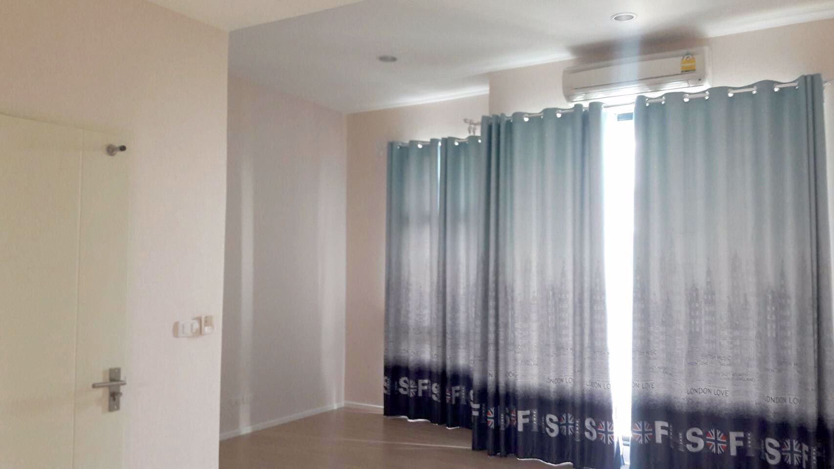 ให้เช่าทาวน์โฮมบ้านกลางเมือง-รามคำแหง39-ใกล้มราม-3ชั้น-3นอน-ครัว-แอร์-เช่า-30000บ-ด-โทร093-9594717