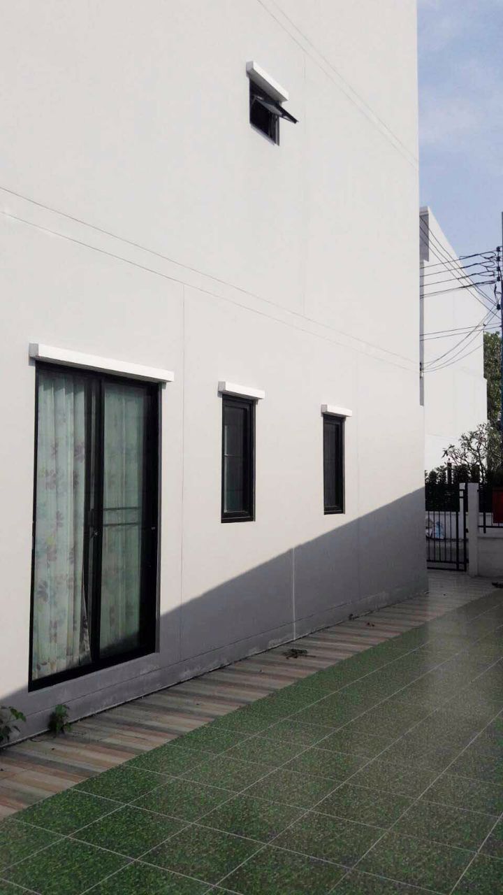 ให้เช่าทาวน์โฮมบ้านกลางเมือง-รามคำแหง39-ใกล้มราม-3ชั้น-3นอน-ครัว-แอร์-เช่า-30000บ-ด-โทร093-9594717