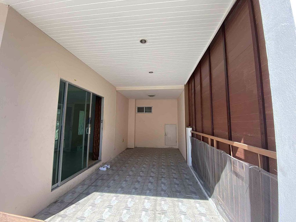 ให้เช่าทาวน์เฮ้าส์2ชั้น-เดอะเฟิร์ทโฮม-ลำลูกกาคลอง3-4นอน-แอร์-ใกล้ฟิวเจอร์-เช่า10000บ-ดโทร093-9594717