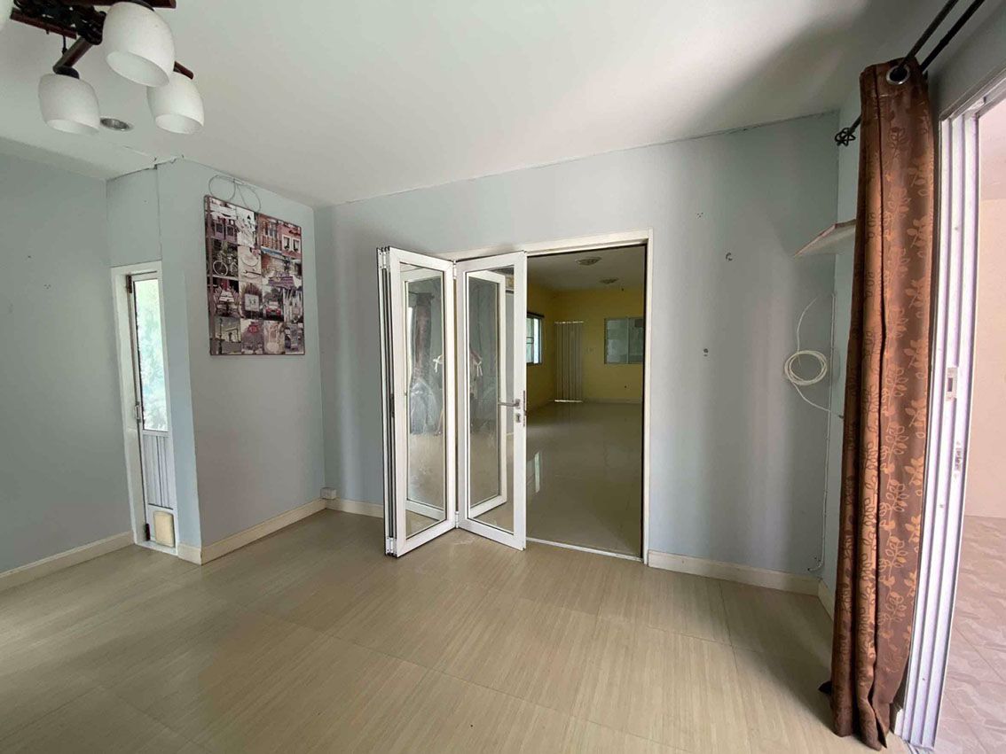 ให้เช่าทาวน์เฮ้าส์2ชั้น-เดอะเฟิร์ทโฮม-ลำลูกกาคลอง3-4นอน-แอร์-ใกล้ฟิวเจอร์-เช่า10000บ-ดโทร093-9594717