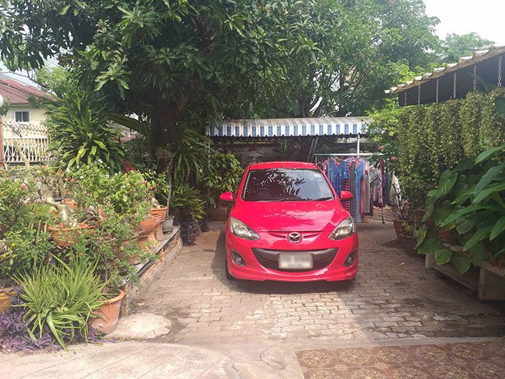 ขายบ้านเดี่ยว-109ตรว-ถพระรามเก้า-ใกล้ห้างเดอะไนน์-มอเตอร์เวย์-ทางด่วน-ขาย-13ล้าน-โทร093-9594717