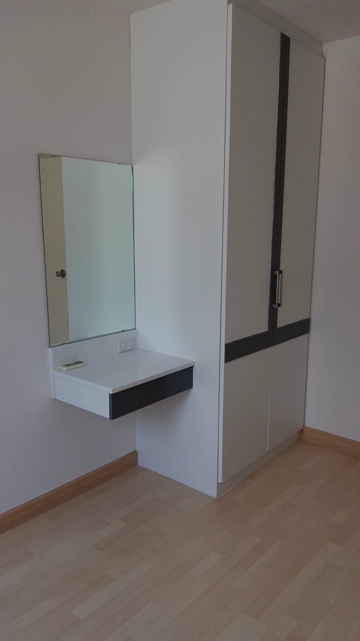 ให้เช่าทาวเฮ้าส์-2ชั้น-มเดอะคอนเนค-ถพัฒนาการ44-3นอน-พร้อมเฟอร์-เช่า-25000-บ-ด-โทร-093-9594717