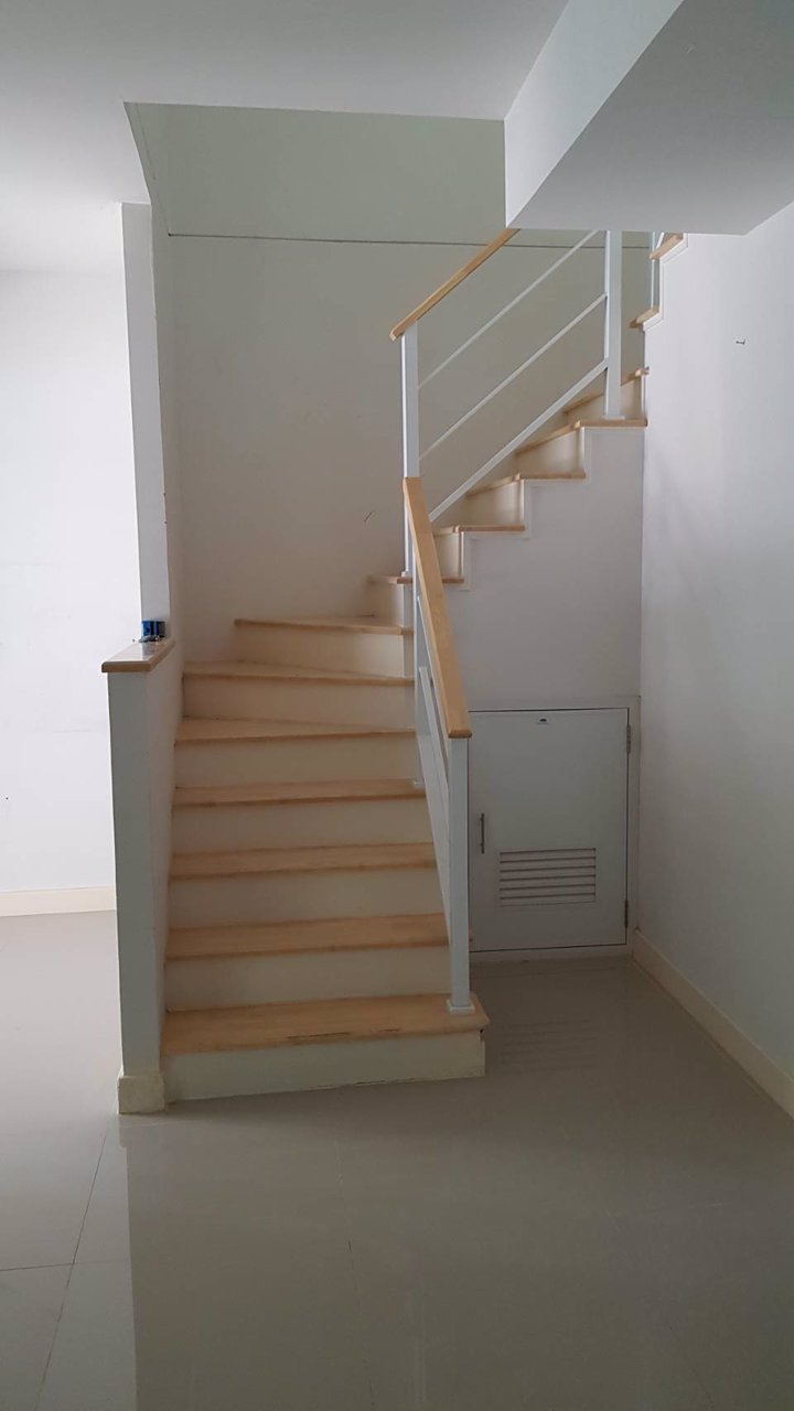 ให้เช่าทาวเฮ้าส์-2ชั้น-มเดอะคอนเนค-ถพัฒนาการ44-3นอน-พร้อมเฟอร์-เช่า-25000-บ-ด-โทร-093-9594717