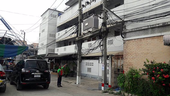 ขายอพาร์ทเม้นท์-4ชั้น-13นอน-ถรามคำแหง-ใกล้สี่แยกลำสาลี-รถไฟฟ้าเพียง-30ม-ขาย-8-ล้าน-โทร-093-9594717