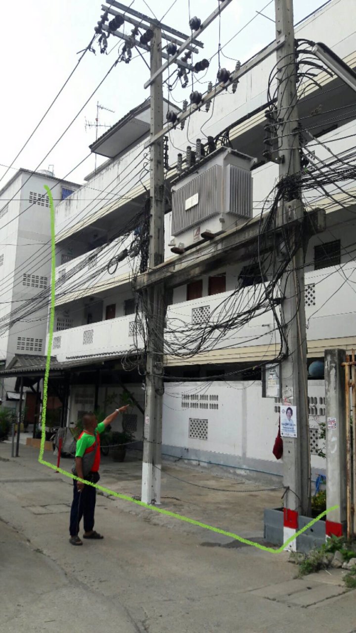 ขายอพาร์ทเม้นท์-4ชั้น-13นอน-ถรามคำแหง-ใกล้สี่แยกลำสาลี-รถไฟฟ้าเพียง-30ม-ขาย-8-ล้าน-โทร-093-9594717