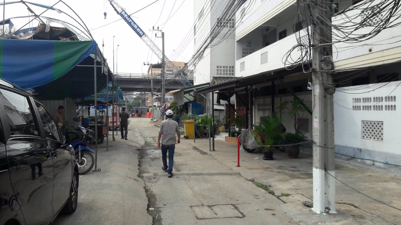 ขายอพาร์ทเม้นท์-4ชั้น-13นอน-ถรามคำแหง-ใกล้สี่แยกลำสาลี-รถไฟฟ้าเพียง-30ม-ขาย-8-ล้าน-โทร-093-9594717