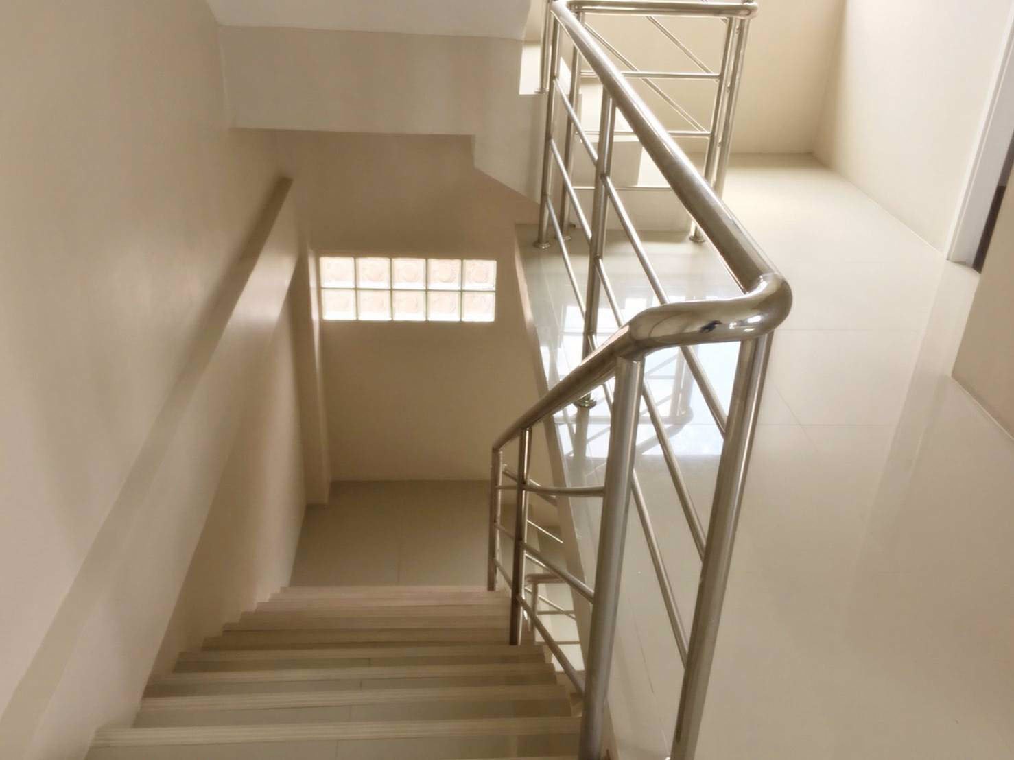 ให้เช่าอาคาคาร-35-ชั้น-4-คูหา-ถปทุมธานี-สายใน-เช่า-17500บ-ด-คูหา-โทร-093-9594717