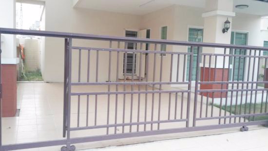 ให้เช่าบ้าน-2ชั้น-มนันท์นรินทร์-ปทุมธานี-ใกล้มรังสิต-43ตรว-3นอน-เช่า18000-บ-ด-โทร093-9594717