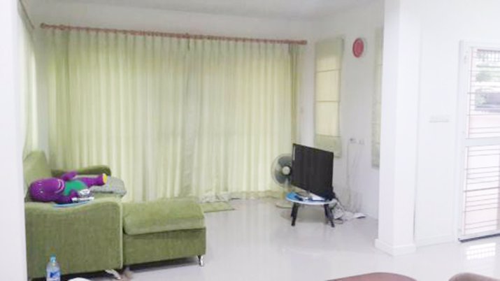 ให้เช่าบ้าน-2ชั้น-มนันท์นรินทร์-ปทุมธานี-ใกล้มรังสิต-43ตรว-3นอน-เช่า18000-บ-ด-โทร093-9594717