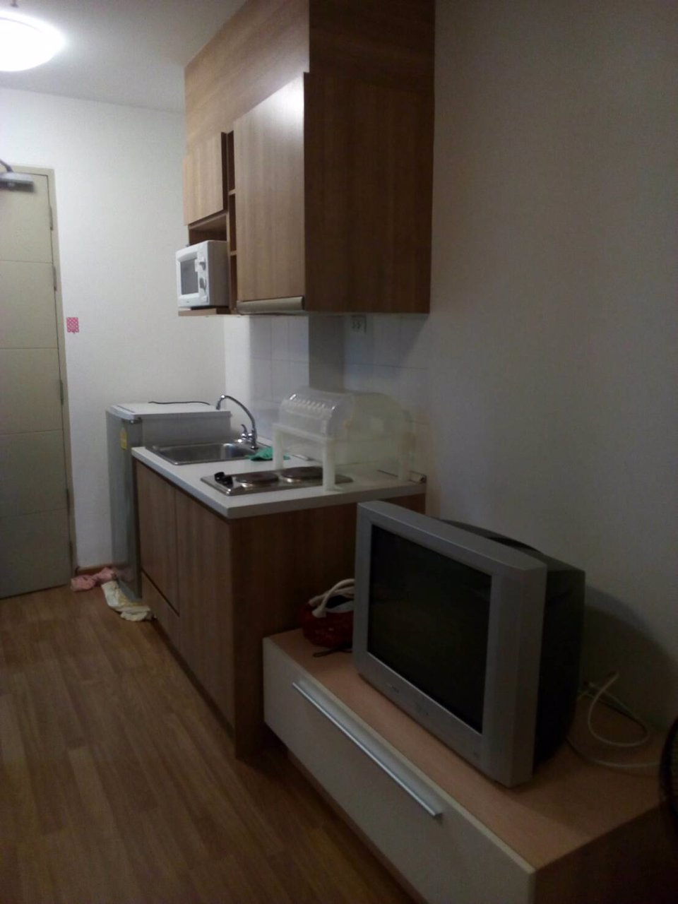 ให้เช่าคอนโดไอดีโอมิ๊กซ์-ใกล้-bts-อุดมสุข-แอร์-พร้อมเฟอร์-เช่า-11000-บ-ด-โทร-093-9594717